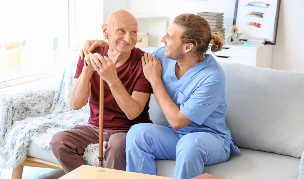 The importance of home care services in improving the quality of life of the elderly